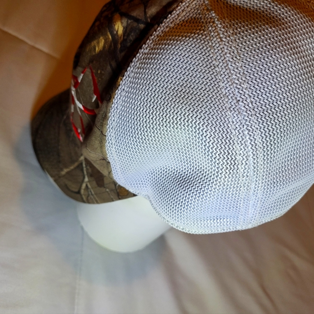 Under Armor Cap - Picture 3 of 4